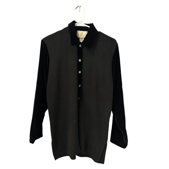 Express Tricot Velvet Sweater Top Womens Size‎ XS Pearl Button Shirt Jumper - Picture 1 of 3